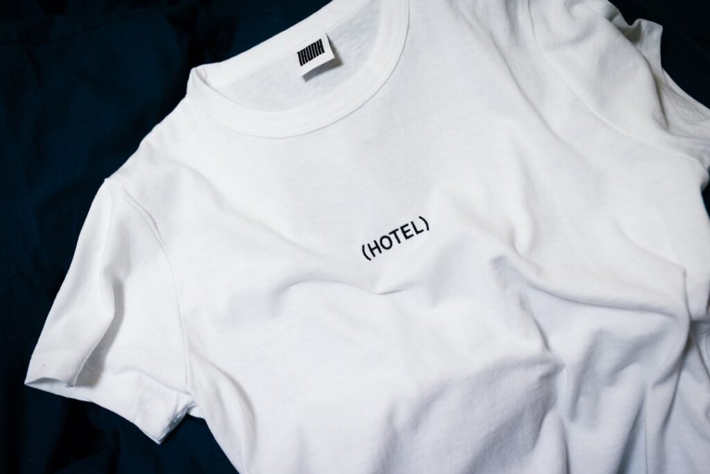 Oplev Det Store Udvalg af id t-shirt Hos Fisto.dk